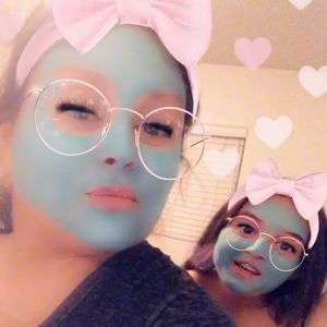 Meet your Posher, Esperanza